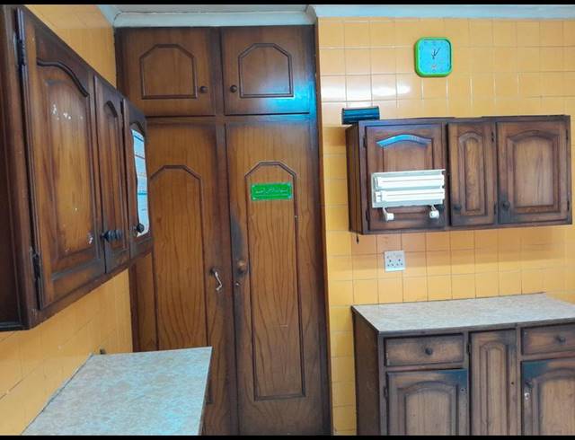 2 BEDROOM HOUSE FOR SALE IN BEZUIDENHOUT VALLEY